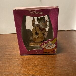 Doc 2002 Enesco Disney Snow White‎ & The Seven Dwarves CVS Figure